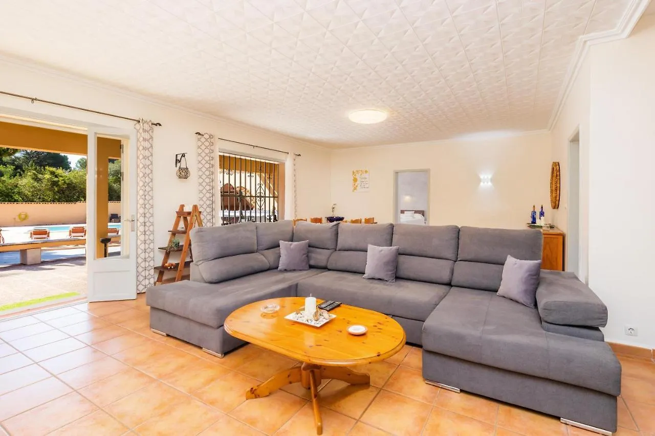 בית נופש קאלה ראטג'אדה Casa Erinna ספרד